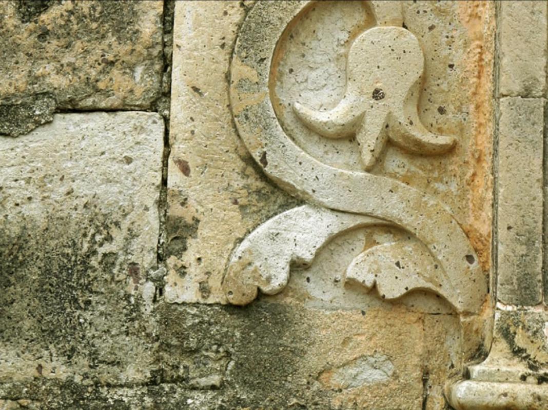 علت زرد شدن سنگ چینی