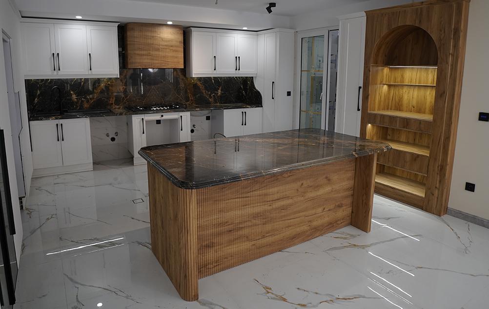 صفحه کابینت با سنگ گلدن گلکسی